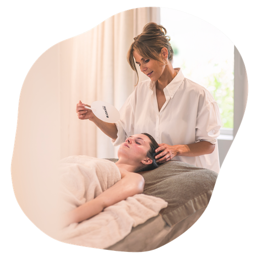 WINTER - WARM - MOMENT